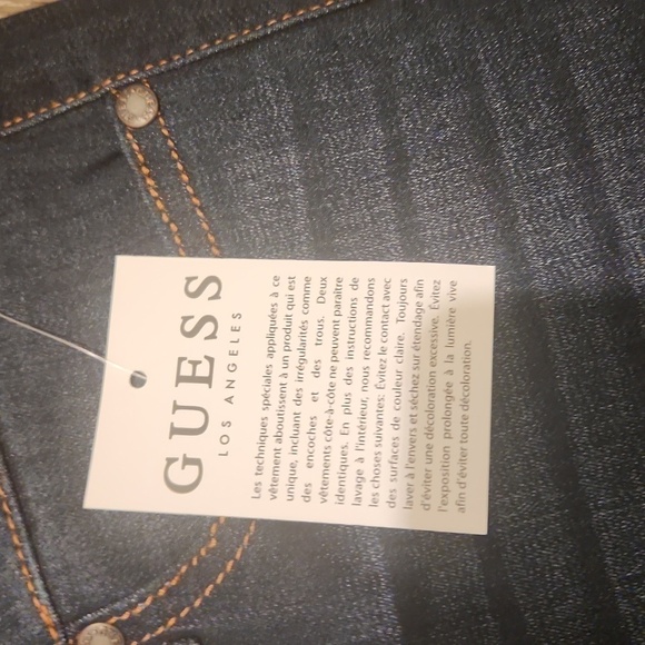 COPY - GUESS Dark Wash Skinny Jeans - Picture 3 of 8